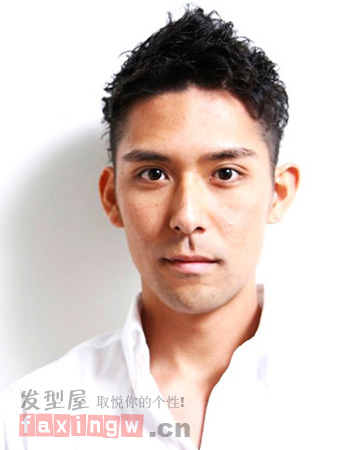 時尚男生短劉海髮型 陽光帥氣魅力無限