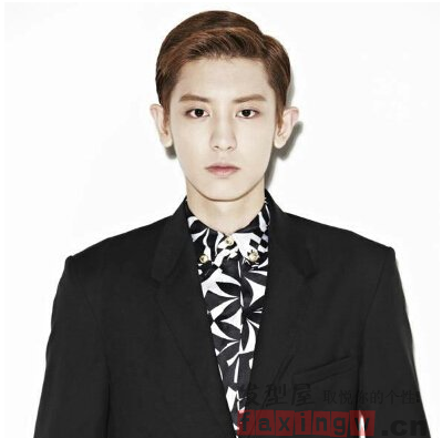 二八分背頭潮男髮型教程 二八分背頭潮男髮型教程