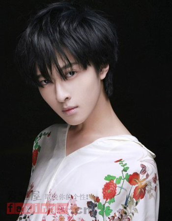 18歲丹東男孩趙一銘因美貌走紅 清秀帥氣髮型讓人著迷
