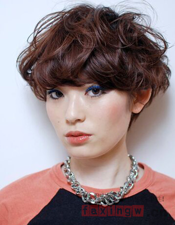 時尚日系女生短髮設計 百變個性清涼一夏