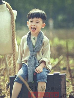 1473087129182518.jpg 流行國小生髮型男 按耐不住的心動