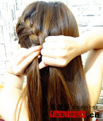 簡單韓式編髮教程 打造溫婉蘿莉髮型