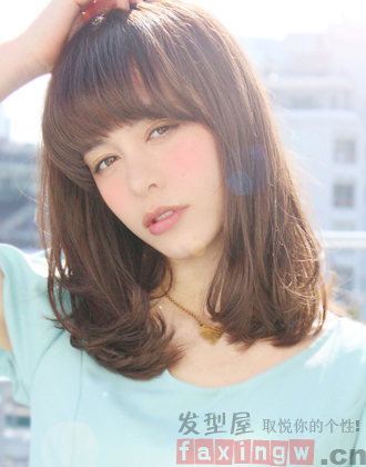 熱薦9款中長發髮型 打造甜美俏麗美人
