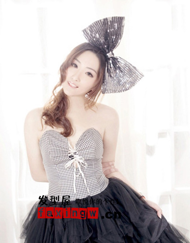 showgirl嫩模劉憶瑩萌系少女髮型 青春可愛