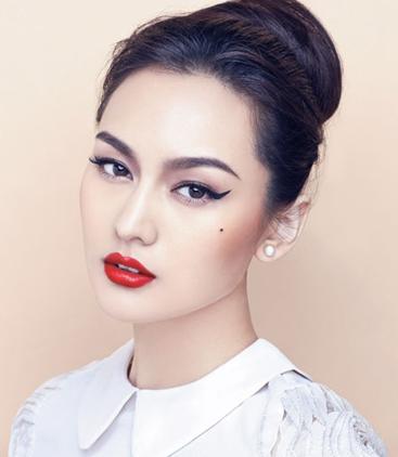 宴會髮型怎么梳 明艷氣質盤發晉升女神