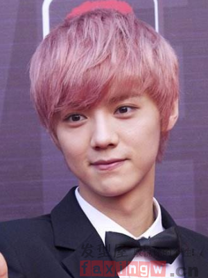 男生粉紅色發色髮型圖片