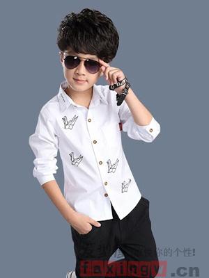 1475847111131576.jpg 中國小生短髮髮型 小帥哥魅力驚人