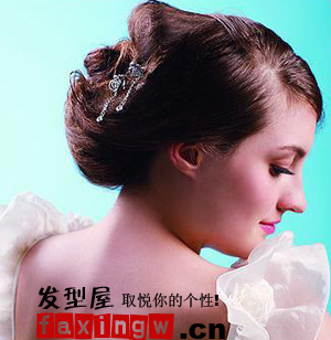 韓式新娘盤發 低髮髻顯高貴優雅