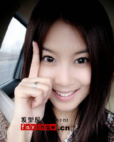 女生圓臉髮型設計 巧妙遮住圓臉