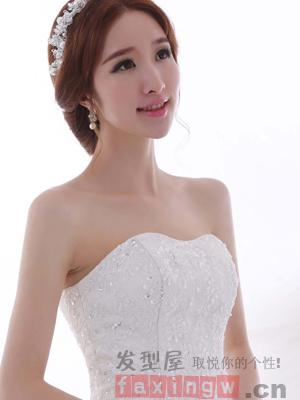 斜劉海時尚新娘髮型 做最美新娘