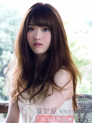 日式流行女生燙髮  披肩捲髮甜美修顏