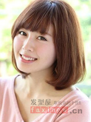 今夏流行的菱形臉髮型女  讓你告別高冷范