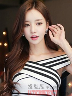 女生最新韓式捲髮 時尚減齡更可人