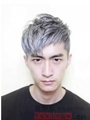 短毛邊髮型男生圖片推薦