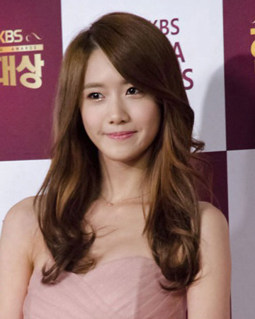 觀韓國女星中長發髮型 掌握2013年髮型流行趨勢