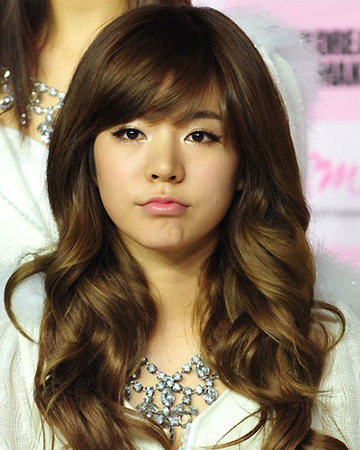 觀韓國女星中長發髮型 掌握2013年髮型流行趨勢