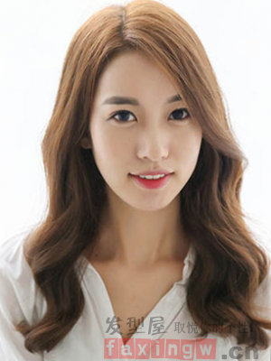韓式流行女生燙髮 修顏百搭顯氣質