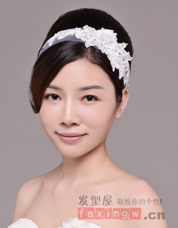 2014唯美新娘盤發髮型   打造秋季浪漫婚禮