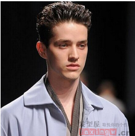 英倫背頭潮男髮型圖片 英倫背頭潮男髮型圖片