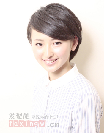 女生短髮百搭款 打造修顏好氣質