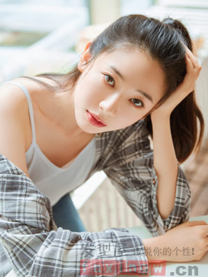 學生怎么扎馬尾好看？清新活力充滿整個青春