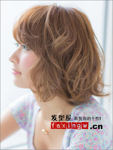 2012日系女生短髮燙髮髮型圖片 時尚瘦臉首選