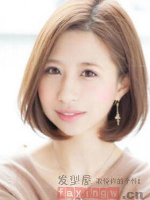 短髮微卷女生髮型 時尚清爽冬日精選