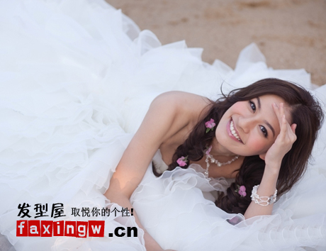 江若琳王浩信最新浪漫婚紗寫真髮型圖片