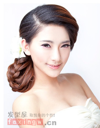 韓式新娘盤發髮型推薦  盡顯簡單大方氣質