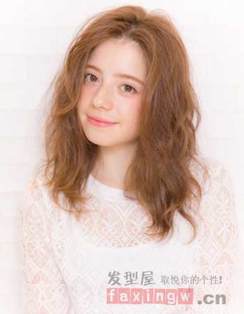 女生胖圓臉髮型設計 簡單修顏百變風