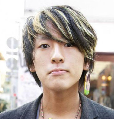 日本東京街頭最潮的非主流男生髮型